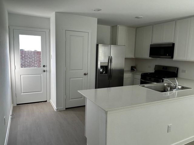 12443 Lost Rock Drive, Rhome, TX 76078