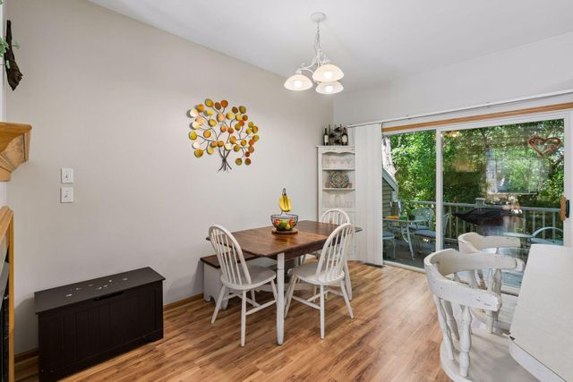 8829 Brunswick Path 1204, Inver Grove Heights, MN 55076