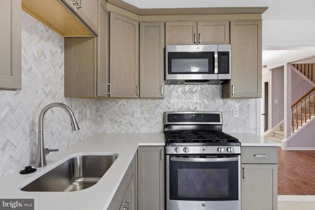 104 SHANNON CT, Warwick, PA 18974