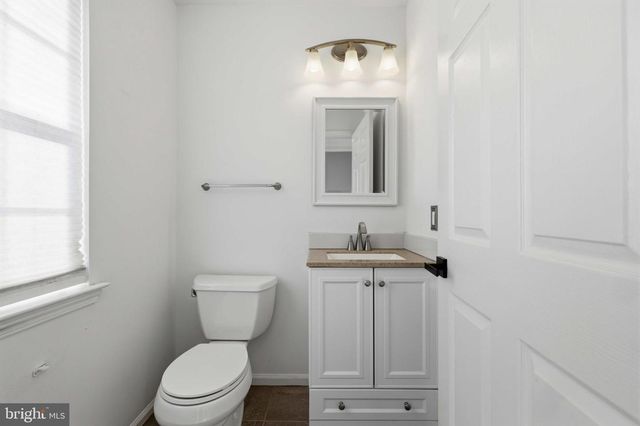 104 SHANNON CT, Warwick, PA 18974