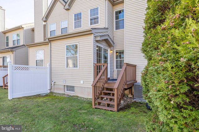 104 SHANNON CT, Warwick, PA 18974