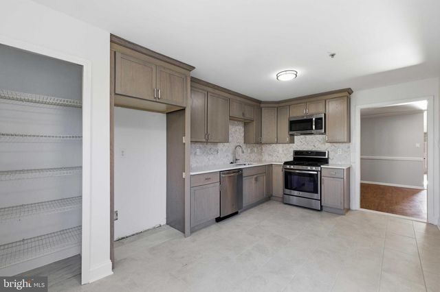 104 SHANNON CT, Warwick, PA 18974