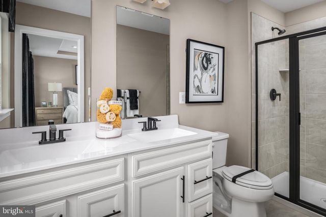 4785 DESTRIER ST, Ranson, WV 25438