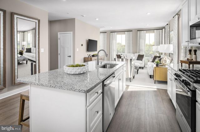 4785 DESTRIER ST, Ranson, WV 25438