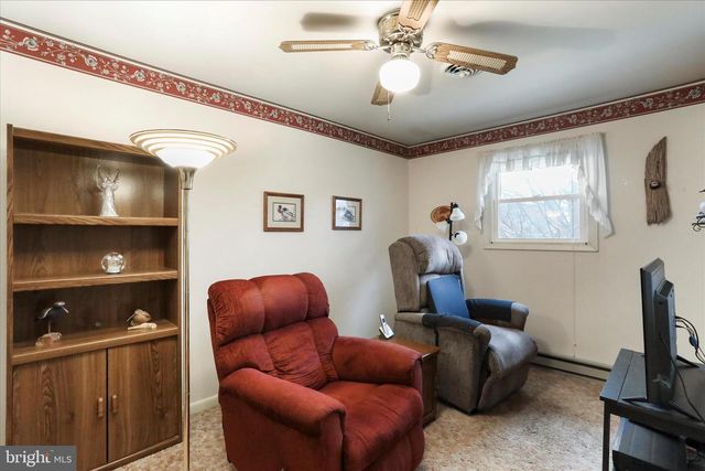 132 JAMESLEE DRIVE, Chambersburg, PA 17202