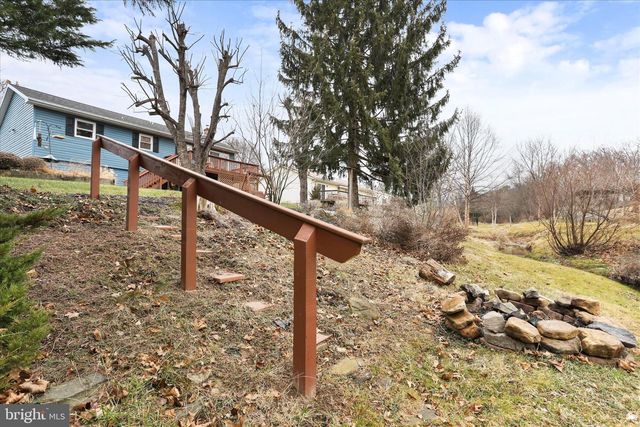 132 JAMESLEE DRIVE, Chambersburg, PA 17202