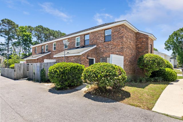 1406 Dove Run Drive A, Charleston, SC 29412