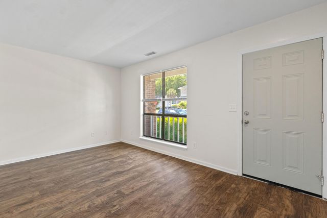1406 Dove Run Drive A, Charleston, SC 29412