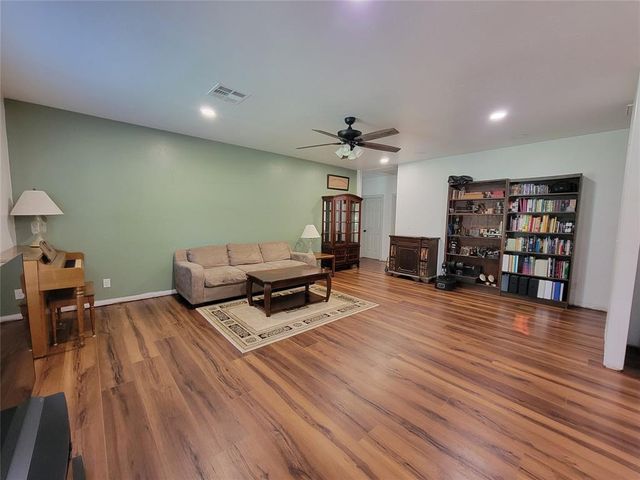 2913 NE 120th Street, Norman, OK 73026
