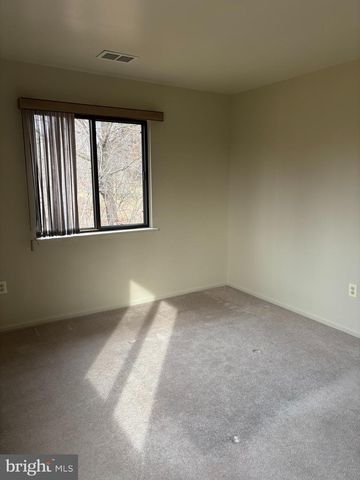 1116 DOGWOOD CT, Lansdale, PA 19446