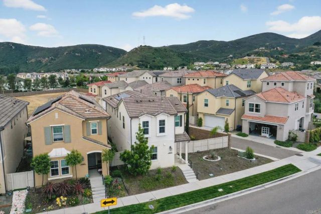 21641 Trail Ridge Drive, Escondido, CA 92029