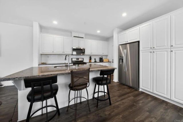 21641 Trail Ridge Drive, Escondido, CA 92029