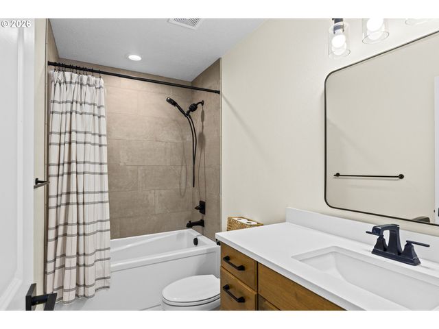 17405 Nw 7TH Ave, Ridgefield, WA 98642