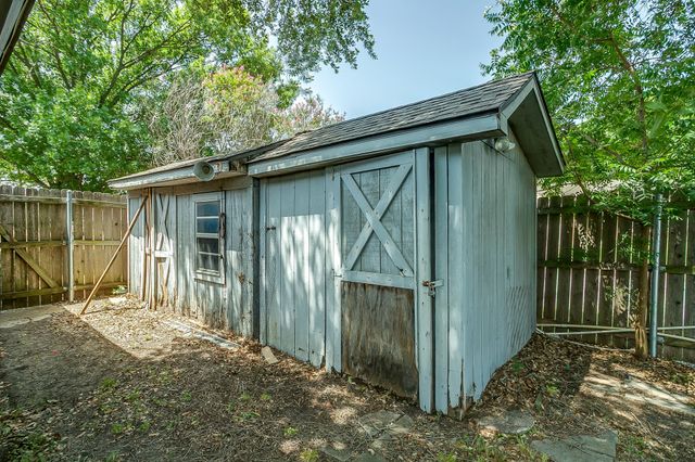 401 Revolution Lane, Arlington, TX 76002