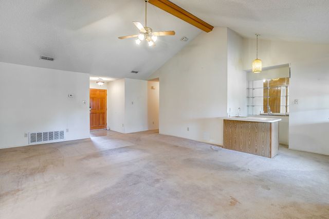 401 Revolution Lane, Arlington, TX 76002