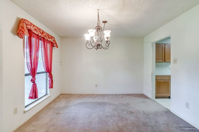 401 Revolution Lane, Arlington, TX 76002