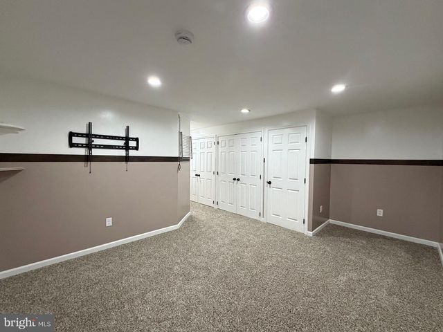 9609 CLOCKTOWER LN, Columbia, MD 21046