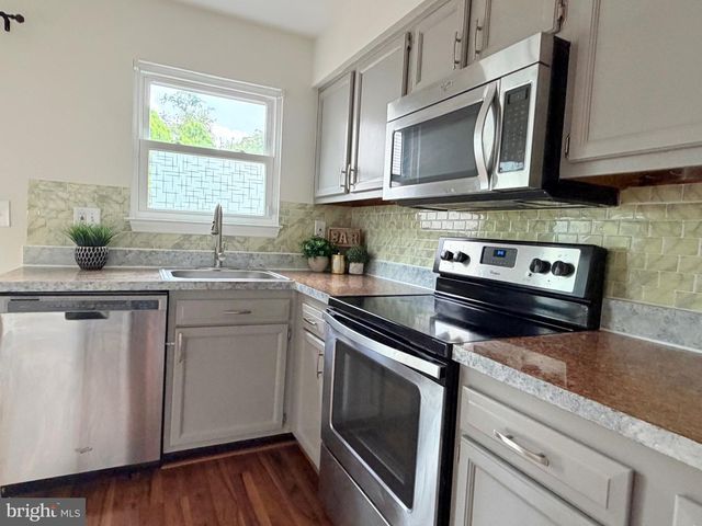 9609 CLOCKTOWER LN, Columbia, MD 21046