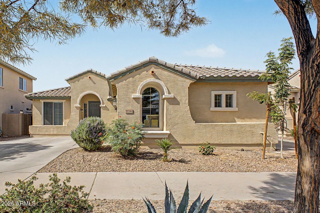 21044 E DUNCAN Street, Queen Creek, AZ 85142 — photo 2