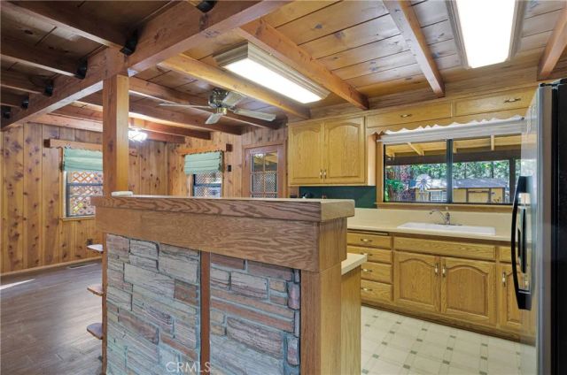 5744 Heath Creek Drive, Wrightwood, CA 92397