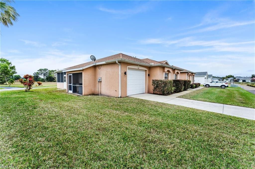 624 Falls LN, LEHIGH ACRES, FL 33974 — photo 4