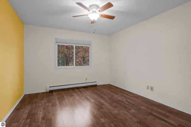 4106 Robin Hood Lane, Traverse City, MI 49684