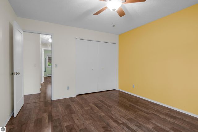 4106 Robin Hood Lane, Traverse City, MI 49684