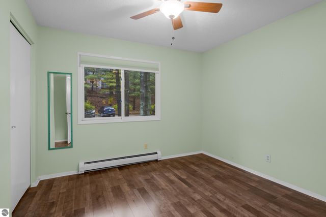 4106 Robin Hood Lane, Traverse City, MI 49684