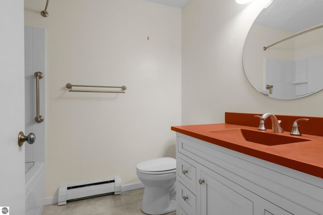 4106 Robin Hood Lane, Traverse City, MI 49684