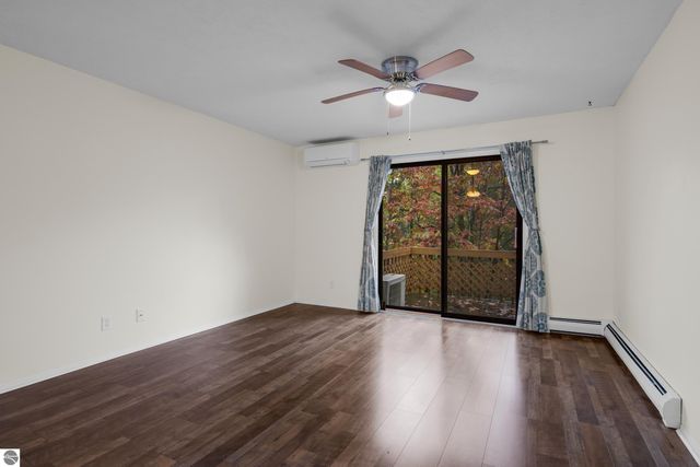 4106 Robin Hood Lane, Traverse City, MI 49684