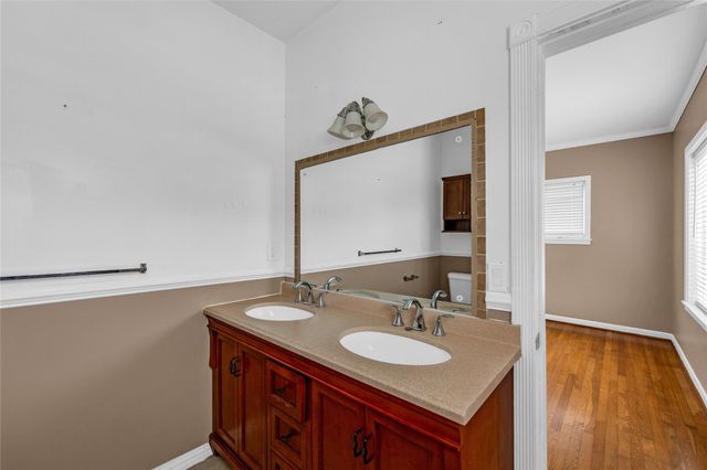 2527 Avenue G, Rosenberg, TX 77471