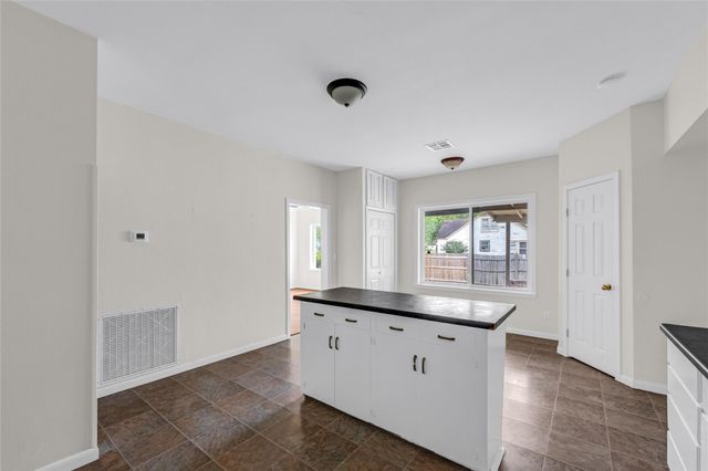 2527 Avenue G, Rosenberg, TX 77471