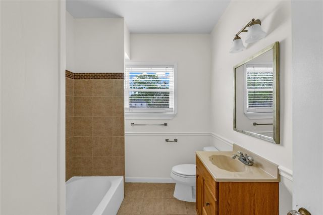 2527 Avenue G, Rosenberg, TX 77471