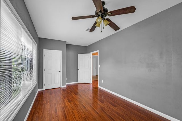 2527 Avenue G, Rosenberg, TX 77471