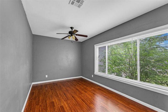 2527 Avenue G, Rosenberg, TX 77471