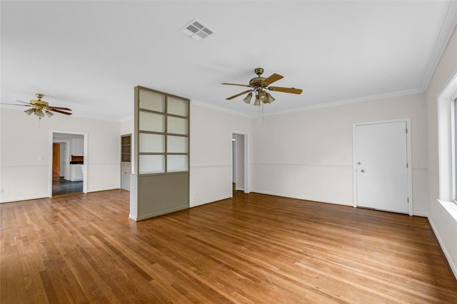 2527 Avenue G, Rosenberg, TX 77471