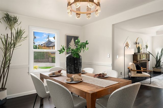 11020 SE 64th Street, Bellevue, WA 98006