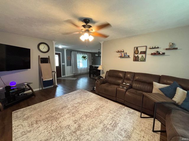 28903 Kehres Street, Elkhart, IN 46514