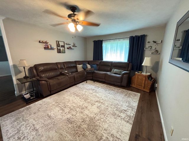 28903 Kehres Street, Elkhart, IN 46514
