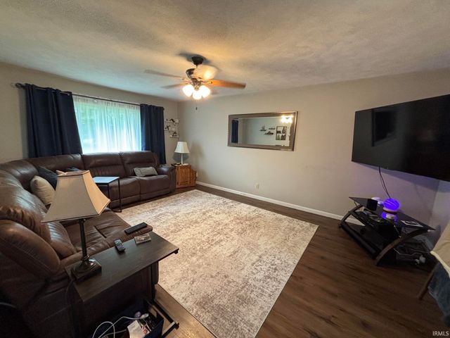 28903 Kehres Street, Elkhart, IN 46514