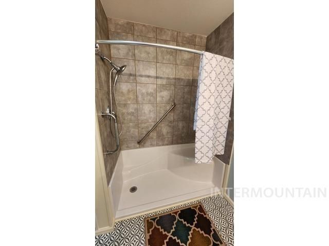 463 E Court St, Weiser, ID 83672