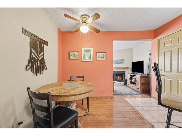 5706 W Asbury Pl 202, Lakewood, CO 80227