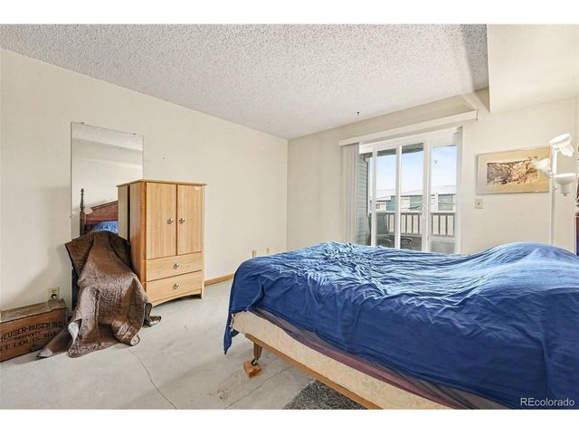 5706 W Asbury Pl 202, Lakewood, CO 80227