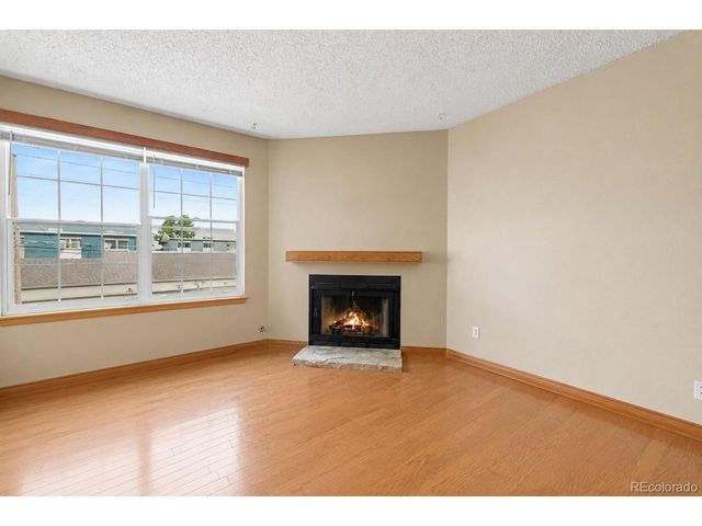 5706 W Asbury Pl 202, Lakewood, CO 80227