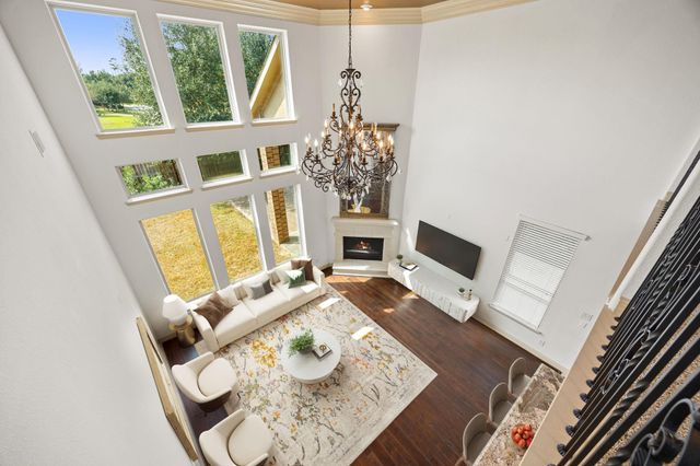 27 Tioga Place, The Woodlands, TX 77375