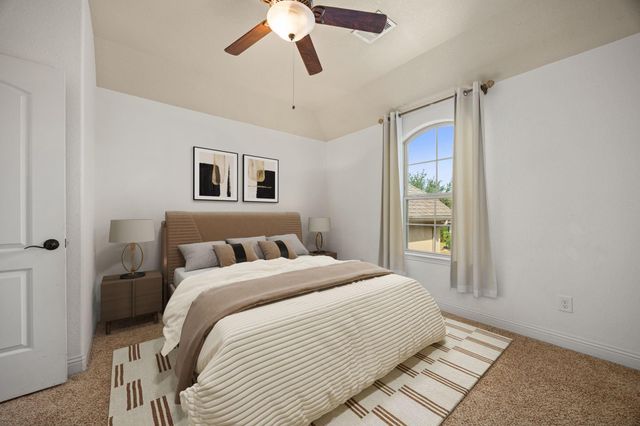 27 Tioga Place, The Woodlands, TX 77375