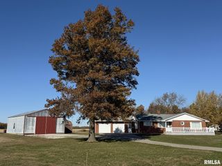 600 S MAIN Street, Roseville, IL 61473