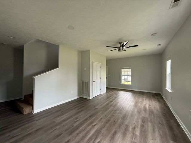 408 W High St, Manchester, TN 37355