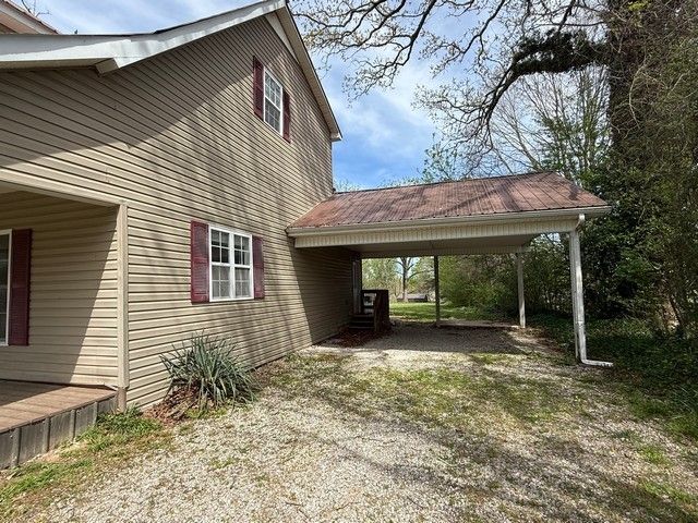 408 W High St, Manchester, TN 37355