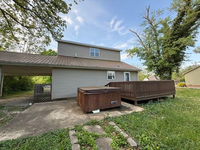 408 W High St, Manchester, TN 37355